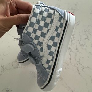 Kids Vans sneakers, brand new with tags! My son never fit into them! Toddler 7